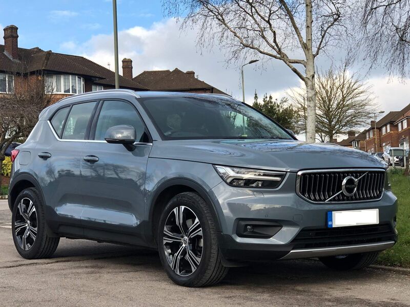 View VOLVO XC40 2.0 T4 Inscription Pro Auto AWD ss 5dr