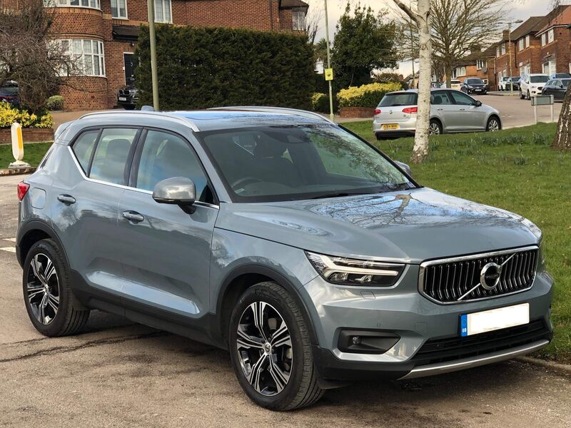 View VOLVO XC40 2.0 T4 Inscription Pro Auto AWD ss 5dr