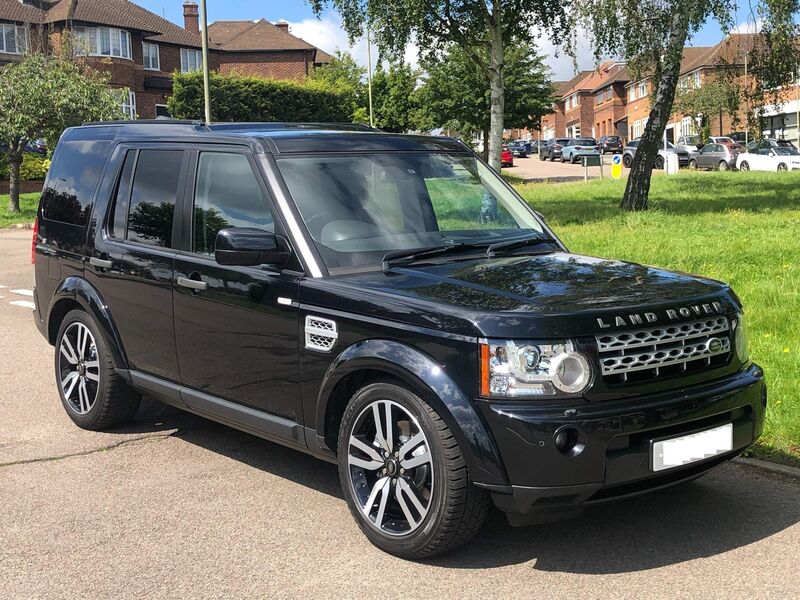 View LAND ROVER DISCOVERY 4 3.0 SD V6 HSE Auto 4WD 5dr