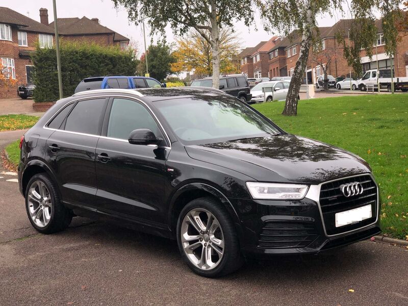 View AUDI Q3 2.0 TDI S line Plus S Tronic quattro ss 5dr